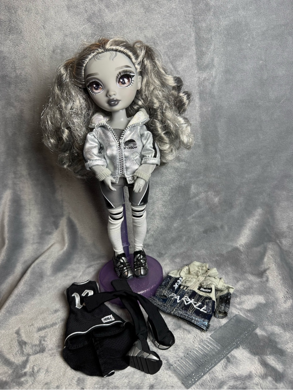 Shadow High Nicole Steel fashion doll